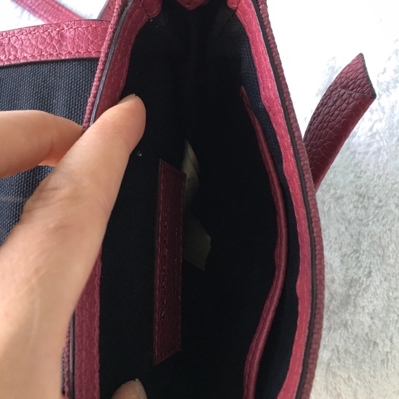 Authentic Burberry belt bag or crossbody - Picture 6 of 8